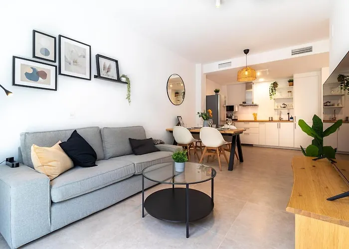 Charming Apartment In The Heart Of Mlaga